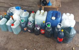 On Wednesday, Uruguayan Customs dismantled an organization smuggling fuel from Argentina and seized 950 liters of fuel.