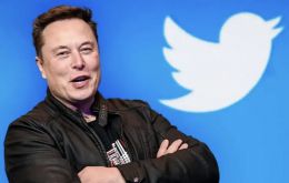 Musk reportedly intends to lay off 75 % of Twitter's 7,500 staffers.