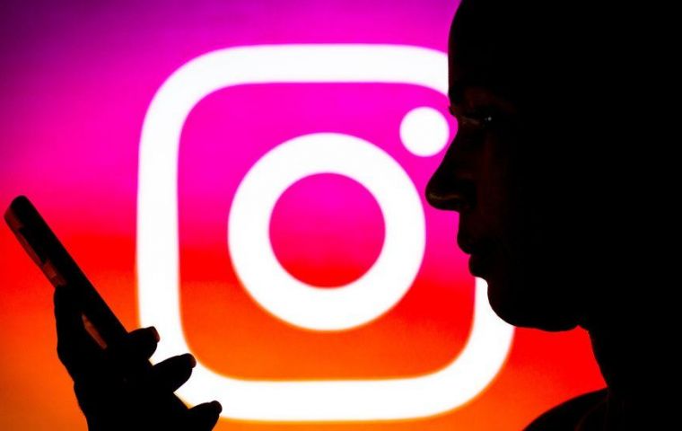  Instagram also suffered failures in the login and use of the application last month 
