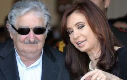 Mujica and Lula tried to get Alberto and Cristina Fernández closer together but failed