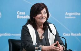 “One month is not going to make a big difference [...], the people deserve to see Messi champion”, pointed out Kelly Olmos, head of the Ministry of Labor.