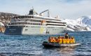 World Explorer is a Portuguese cruise liner which specializes in Antarctica tours and operates from Ushuaia in Tierra del Fuego, according to Argentine sources .