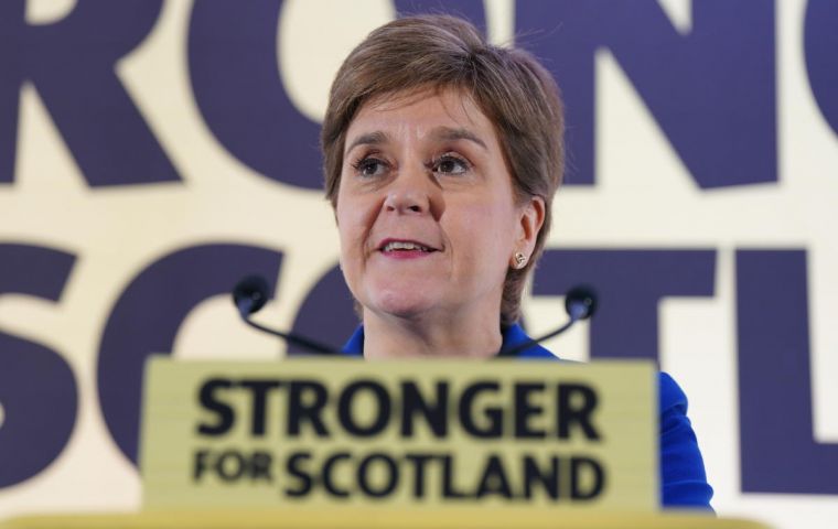 Sturgeon now intends to treat the next general election as a plebiscite in Scotland on independence