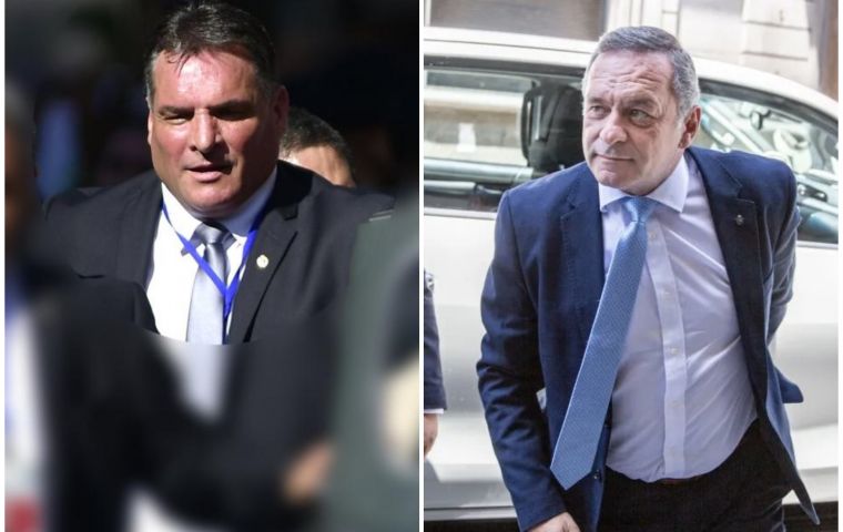Lacalle’s secretary, Álvaro Delgado (right), admitted that “the Government is having a bad time” due to this case and “the full weight of the law must be brought”.