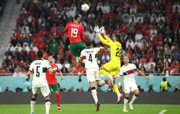 Youssef En-Nesyri outjumped keeper Diogo Costa to make history