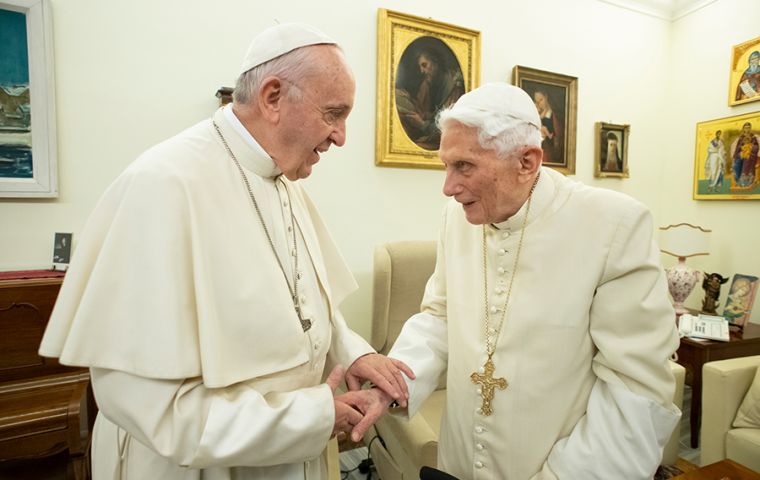 Benedict XVI promised to remain silent after his resignation as a sign of respect for his successor,