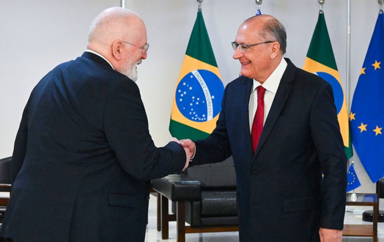 Acting president Gerardo Alckmin received EU Commission Frans Timmermans