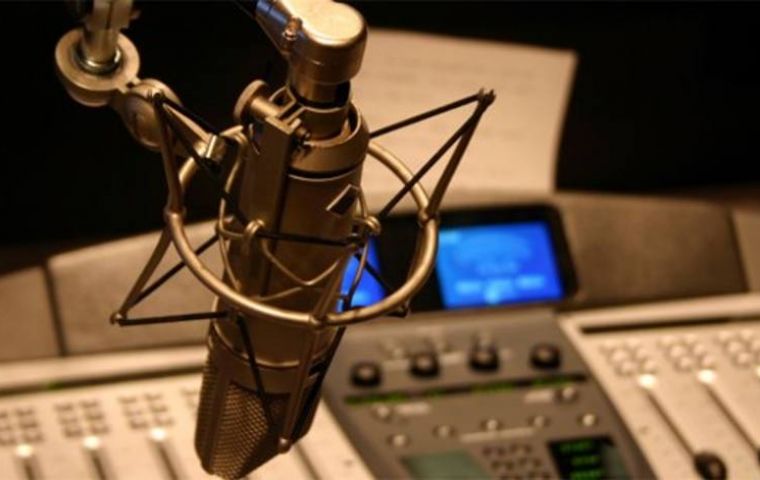 In 2022 the Venezuelan State ordered the closure of at least 80 radio stations nationwide