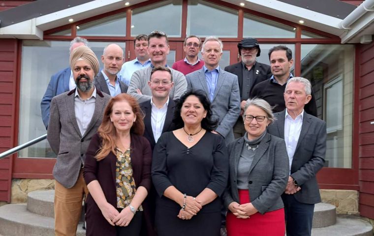 Members of the Armed Forces Parliamentary Scheme with most of the elected members of the Legislative Assembly.