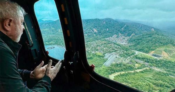 Brazil still looking for mudslides survivors - Vimarsana News
