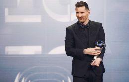 After receiving his award, Messi sent his kids to bed