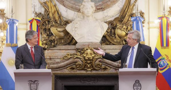 Tense relationship between Ecuador and Argentina due to former minister's escape to Venezuela - Vimarsana News