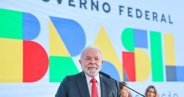 Lula postpones visit to China because of pneumonia, but huge Brazilian delegation in business negotiations - Vimarsana News