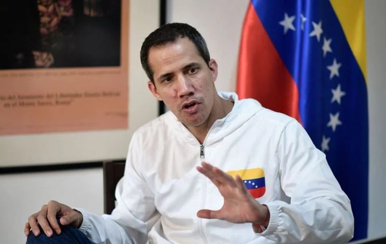 It should be noted that Guaidó's interim government was dissolved in December 2022 by the majority of former deputies who had previously supported him in 2019.