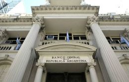 After six days of purchases, Argentina's Central Bank had to sell dollars to avoid a sharper increase in the “blue” rate