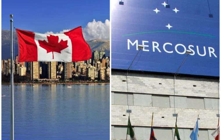 Between January and April 2023, Brazil exported US$ 1.526 billion to Canada and imported US$ 1.104 billion, resulting in a surplus of US$ 421.7 million for Brazil.