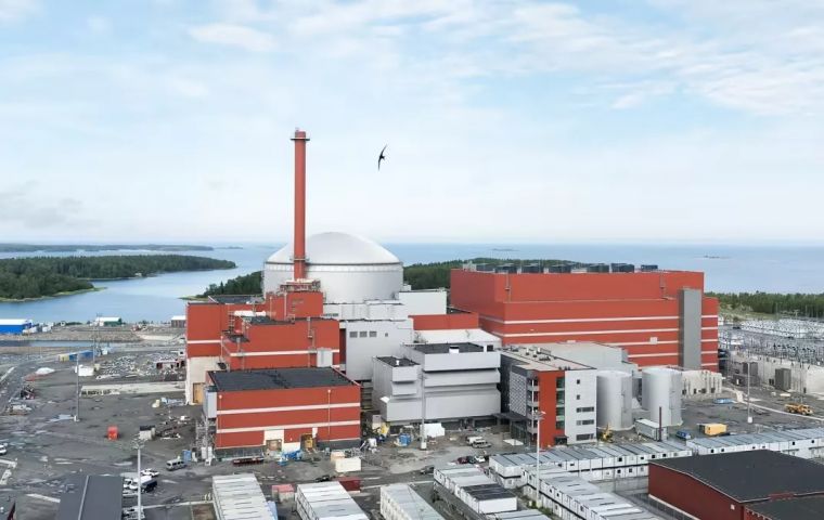 The 1.6 Giga-watt (GW) reactor, built by the French-led Areva-Siemens consortium, had originally been due to open in 2009.