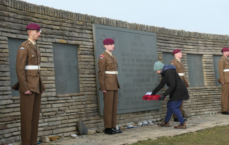 The Governor and members from Falklands community and BFSAI at the ceremony