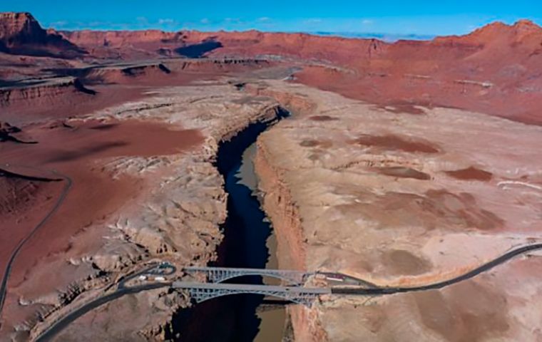 The nearly 2,400km river is used by over 40 million people in seven US states, as well as several Native American tribes and parts of Mexico.