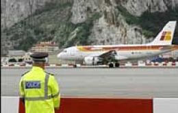 Iberia Airbus landing on the Rock