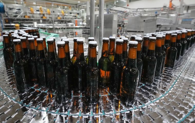 Beer production rose by 7% compared to 2021, almost exactly the same as 2019's figure of 34.7 billion liters
