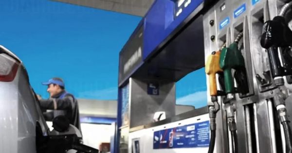Argentine gov't reached deal to freeze price of fuel - Vimarsana News