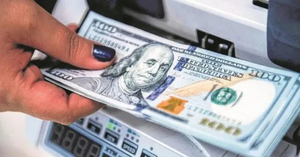 Argentina: "Blue" dollar back on the rise — MercoPress - Vimarsana News