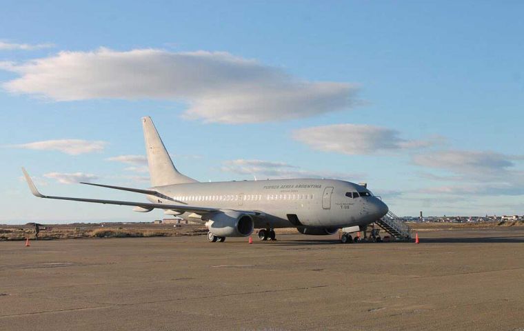 An Air Force Boeing 737 will be joining the evacuation efforts