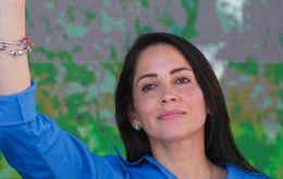 González could become the first woman president of the South American country