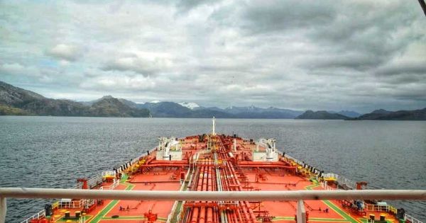 Panama Canal shipping queues: Punta Arenas dreams of a re-edition of pre 1914 scenario - Vimarsana News