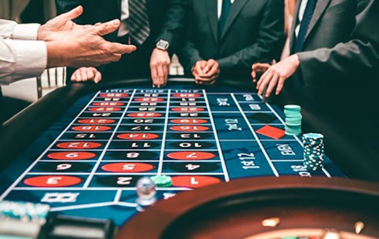 While the appeal of illegal casinos is undeniable, they come with a multitude of risks that can outweigh the potential benefits.
