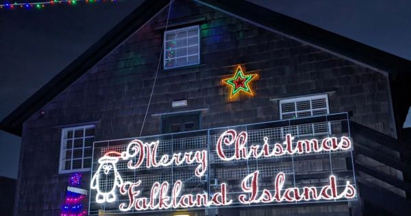 Falklands festivity: Christmas lights switched on in Stanley - Vimarsana News