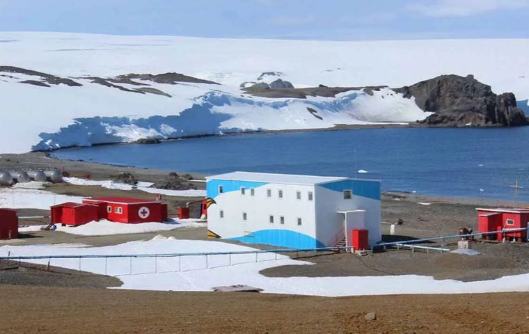 The Artigas Base on the largest of the South Shetland Islands was founded in December 1984