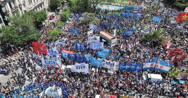 Argentine Leftwing And Labor Groups Stage National Strike Against Milei ...