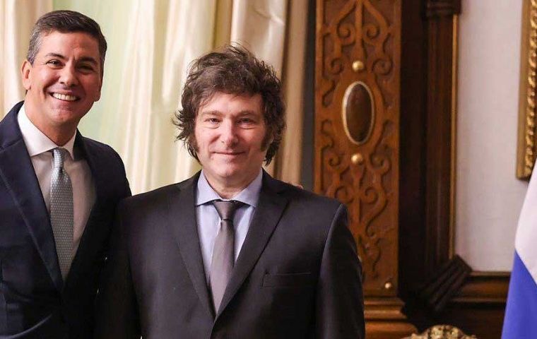 During their encounter at Casa Rosada, Milei and Peña also discussed the case of the Paraguay-Paraná Waterway, among other issues