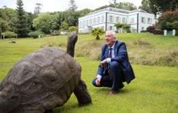 Sir Lindsay was delighted to be able to present Jonathan with his Guinness World Record certificate recognizing him as the oldest living chelonian