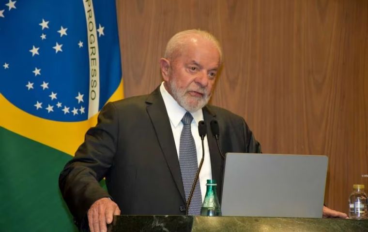 During Lula's stay in Cairo, the governments of Brazil and Egypt signed two bilateral agreements 
