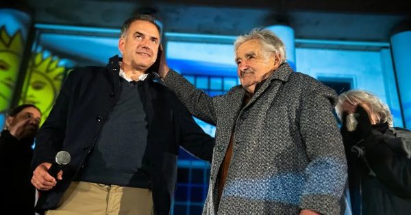 Uruguay: Pepe Mujica says only Yamandú Orsi can beat the Whites - Vimarsana News