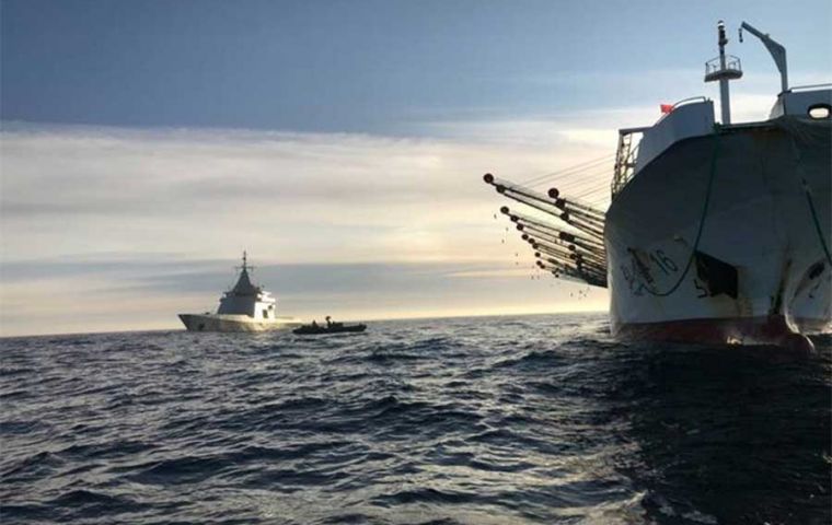 Chinese jiggers packed along mile 201, with an Argentine naval vessel keeping track of the activities 
