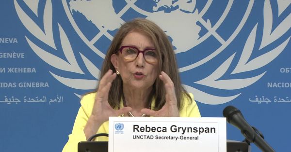 Wars and climate change to blame for slowdown in world commerce, UN official says - Vimarsana News