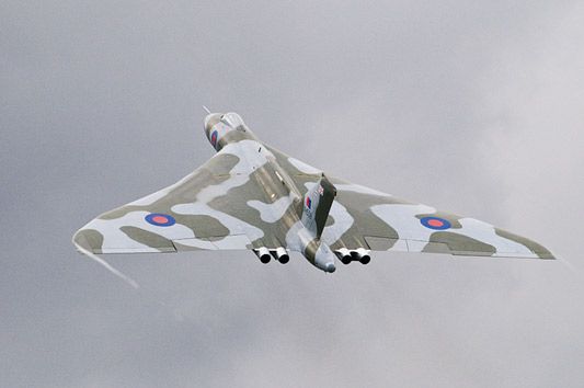 Vulcan flypast at Falklands’ memorial in the Arboretum at Staffordshire ...