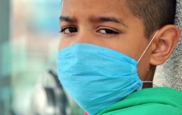 WHO says most H1N1 cases are mild, with many people recovering unaided.