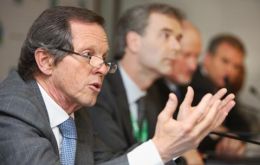 Director General Giovanni Bisignani said IATA would work as consultants to help with Aerolineas Argentinas recovery