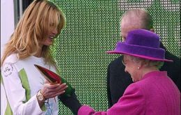 The relay will be launched next October 29 at Buckingham Palace and reach Indian territory June 25th.
