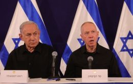 Netanyahu (L) and Gallant must be held accountable, Khan insisted 